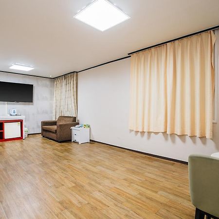 Oakra Hotel Чечжу Екстер'єр фото